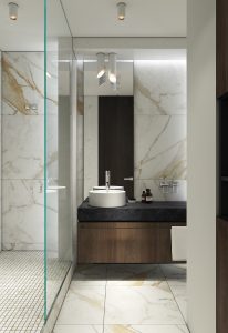elongated bathroom long glass and mirror panels 206x300 - GIẢI PHÁP CĂN HỘ MỘT PHÒNG NGỦ - CĂN HỘ TRỞ NÊN RỘNG HƠN